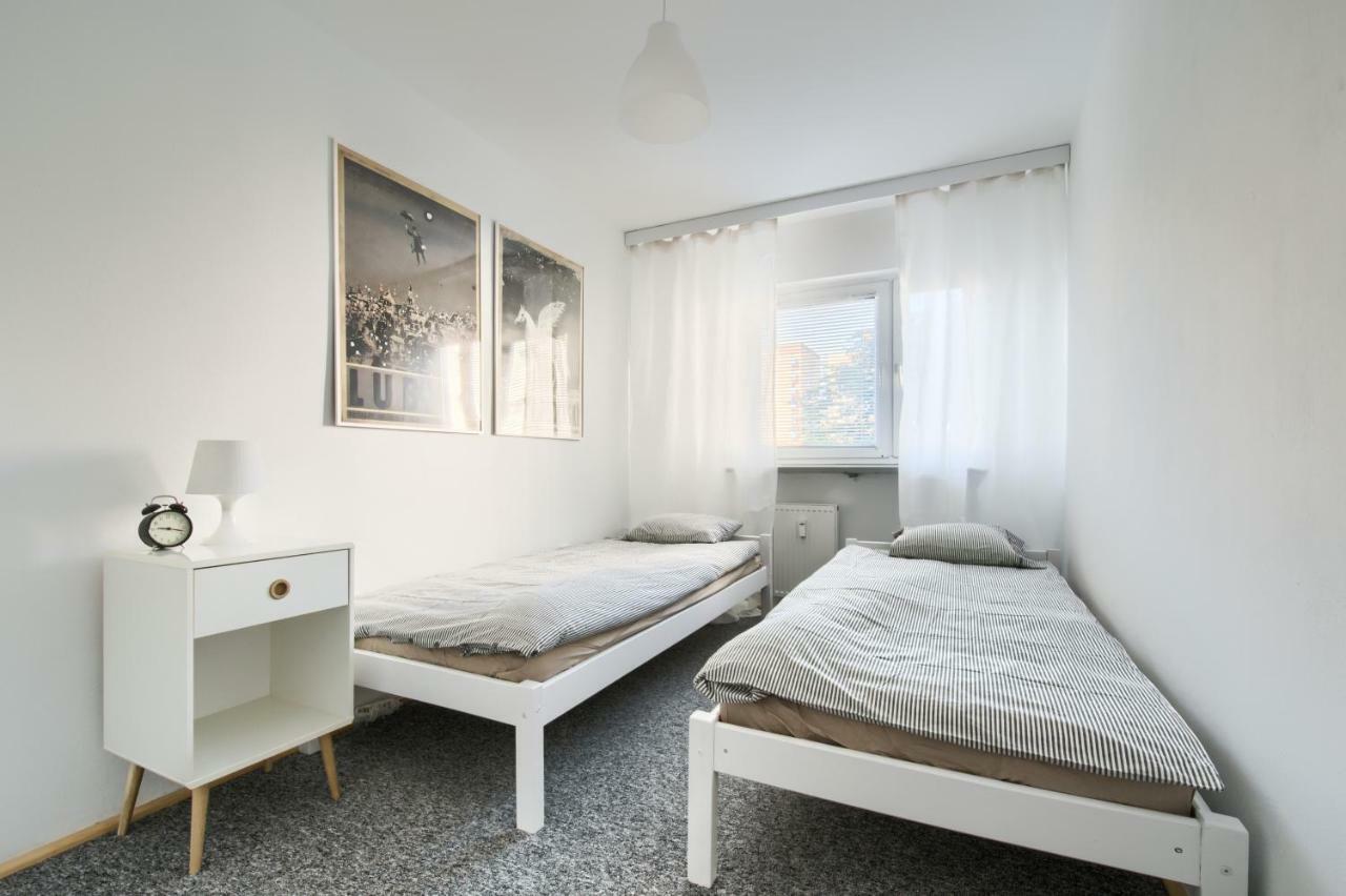 Chmielna Hammock Apartment Варшава Екстериор снимка