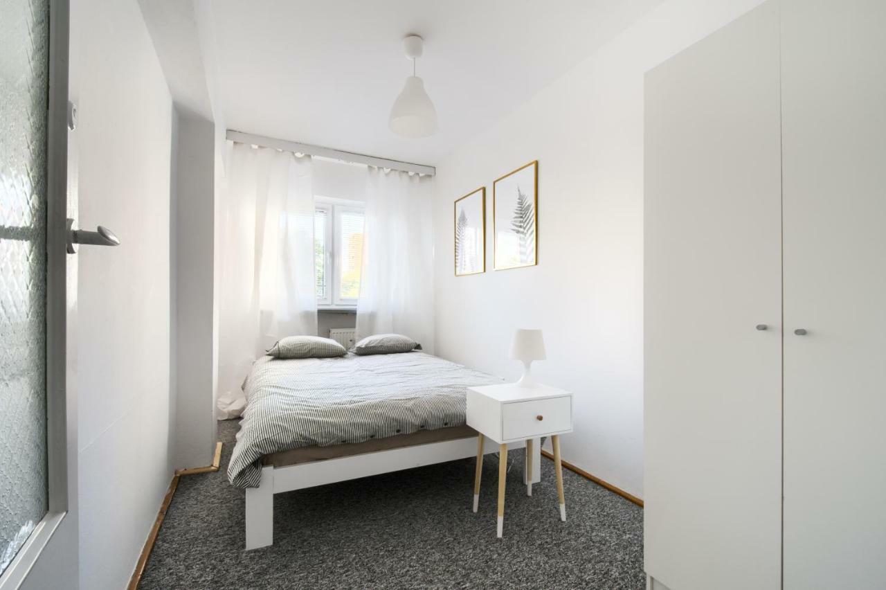 Chmielna Hammock Apartment Варшава Екстериор снимка