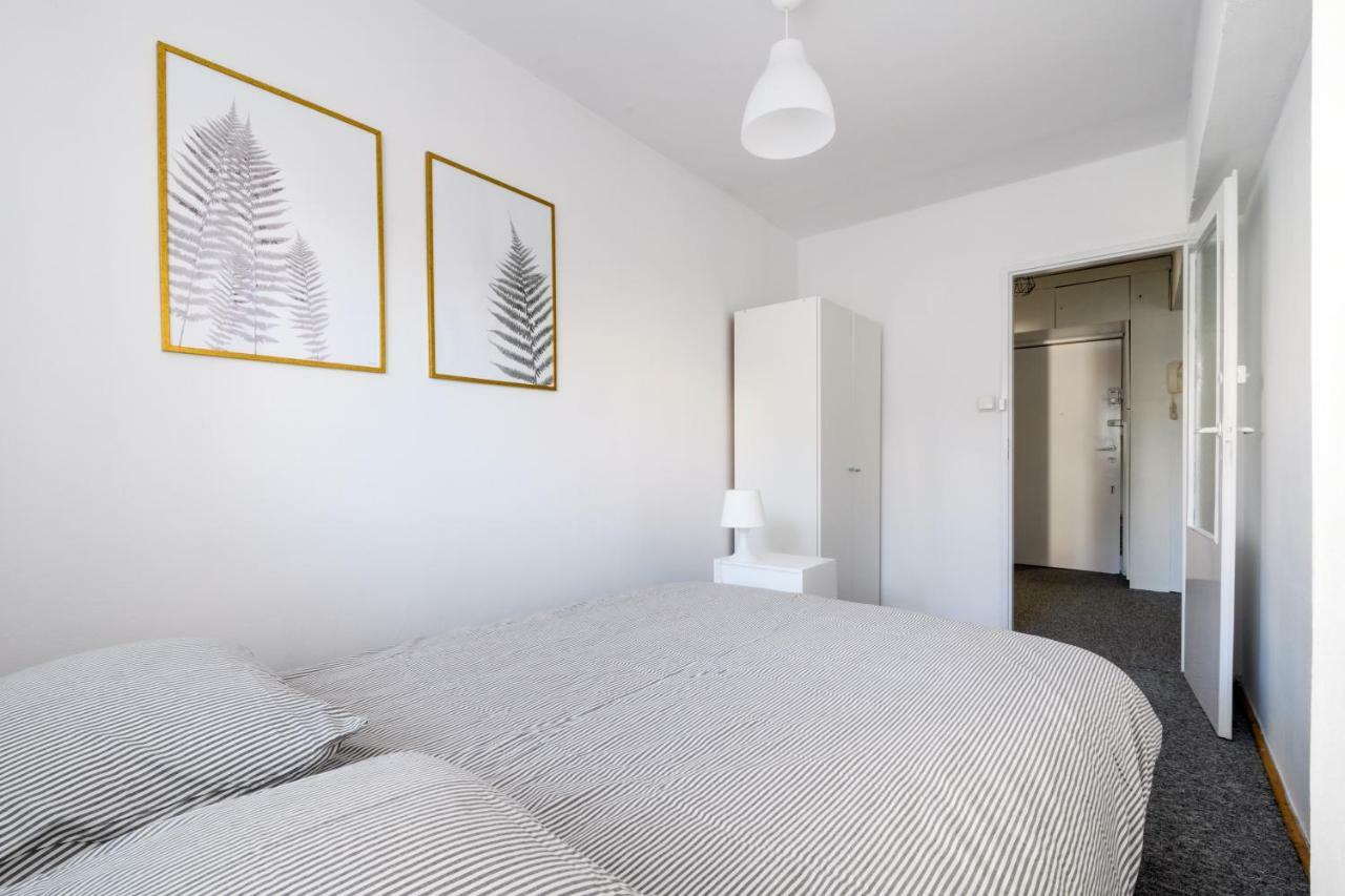 Chmielna Hammock Apartment Варшава Екстериор снимка